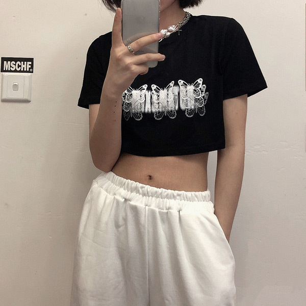 あり Tシャツ ショート丈 バタフライ柄 蝶々 ロゴ 黒 ヒップホップ 服 ダンス 個性的 半袖 大きいサイズ コスチューム トップス 衣装 韓国ファッション